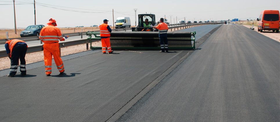 Autovía A-4 (Toledo) - Reparación de firme de hormigón. Colocación Geomalla antifisuras