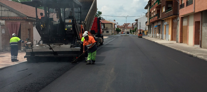 Asfaltado de varias calles en el municipio de Cuéllar, Segovia