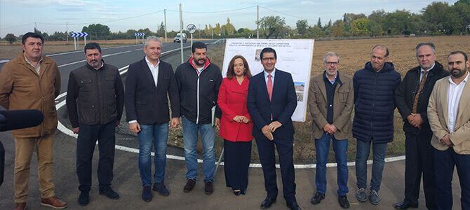 Inauguración de la carretera CR-4116